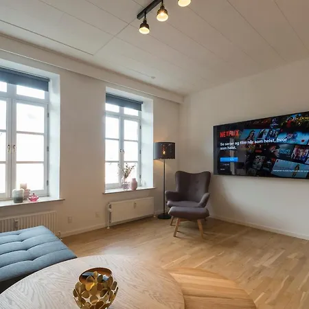 Center Penthouse Aparthotel